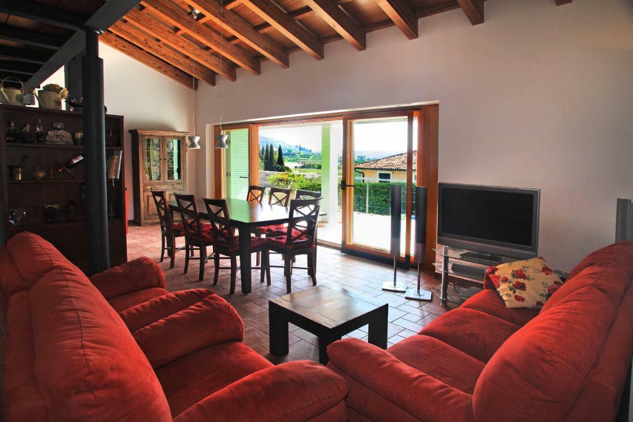 Spacious Villa In Parecag With A Swimming Pool Sečovlje Exteriör bild
