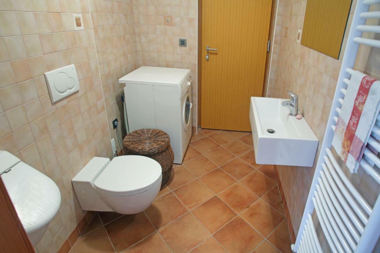 Spacious Villa In Parecag With A Swimming Pool Sečovlje Exteriör bild