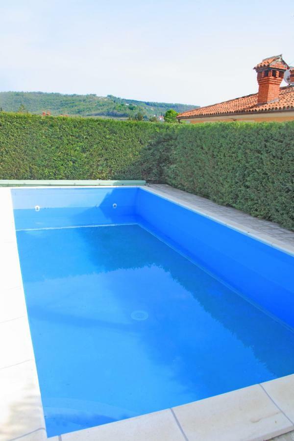 Spacious Villa In Parecag With A Swimming Pool Sečovlje Exteriör bild